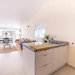 Apartment Ar14 Charming In